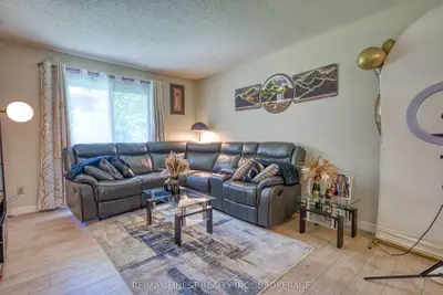 561 Armstrong Road #115, Kingston, On K7m 8j9
