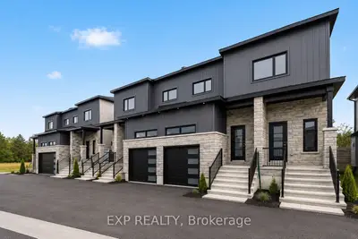 488 Falcon Lane B, Russell, On K4r 0m5