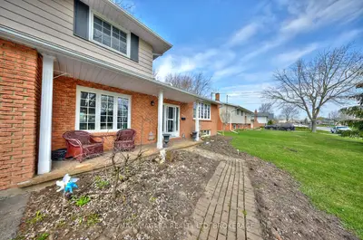 953 Grandview Road, Fort Erie, On L2a 5r4