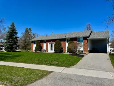 909 Whitefield Drive, Peterborough, On K9j 7w1