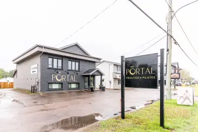 3227 Petawawa Boulevard, Petawawa, On K8h 1x8