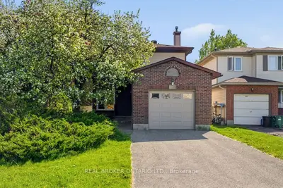 330 Fernleaf Crescent, Orleans - Cumberland And Area, On K1e 2z4