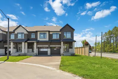 453 Haresfield Court, Blossom Park - Airport And Area, On K4m 0b6