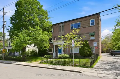 137 Emerald Street S 28, Hamilton, On L8n 2v4
