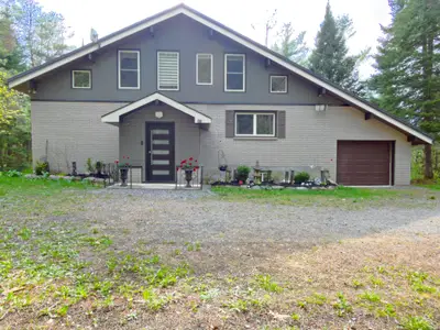 1018 Whites Road, Muskoka Lakes, On P0b 1j0