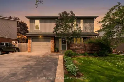 383 Brantwood Park, Brantford, On N3p 1g9