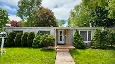 274 Monterey Park, South Huron, On N0m 1t0