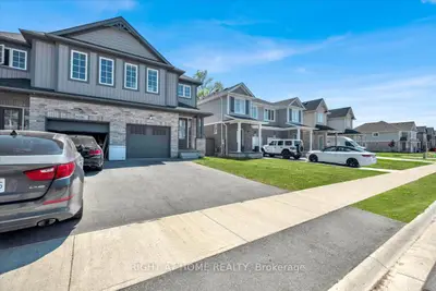 9338 White Oak Avenue, Niagara Falls, On L2g 3p6