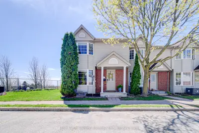 235 Saginaw Parkway 74, Cambridge, On N1t 1x4