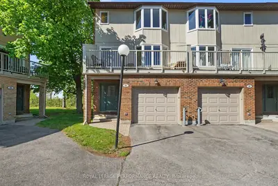 34 Huntview Private, Hunt Club - Windsor Park Village And Area, On K1v 0m5
