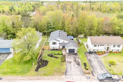66 Woodland Crescent, Petawawa, On K8h 3m1