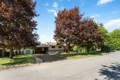 933 Kincaid Court, Billings Bridge - Riverside Park And Area, On K1v 6n7