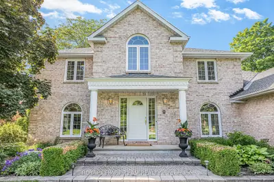105 Margaret Anne Drive, Carp - Huntley Ward, On K0a 1l0