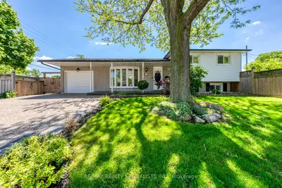 5 Country Club Drive, Hamilton, On L8k 5w2
