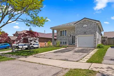 143 Gerald Crescent, London South, On N5z 5a3