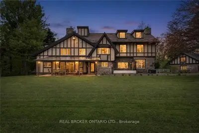 353 Sulphur Springs Road, Hamilton, On L9g 4t7