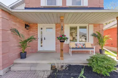 42 Handorf Drive, Cambridge, On N3c 3y3