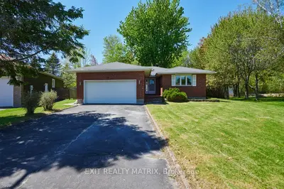 72 Castlebeau Street, Russell, On K0a 1w0