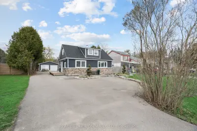 9488 Wellington Rd 124, Erin, On, N0b 1t0