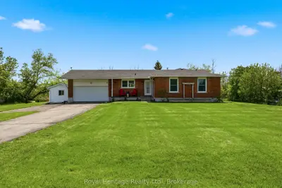 834 Melrose Road, Tyendinaga, On K0k 3a0