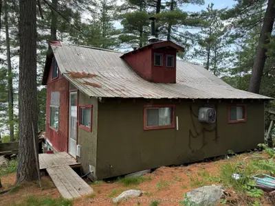 2 Wolf River, Parry Sound Remote Area, On, P0h 1s0