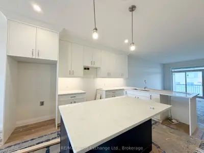 447 Ivings Drive, Saugeen Shores, On N0h 2c1