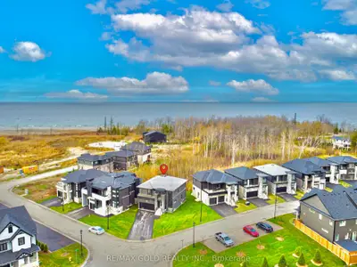 123 Jewel Street, Blue Mountains, On N0h 1j0