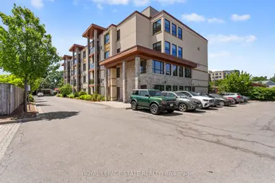 26 Wellington Street 402, St. Catharines, On L2r 6y8