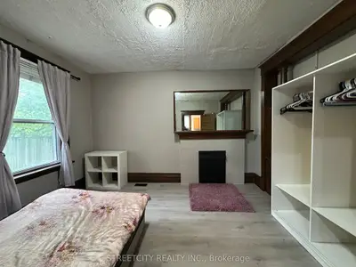 17 St. Andrew Street Main Floor, London North, On N6h 1z4