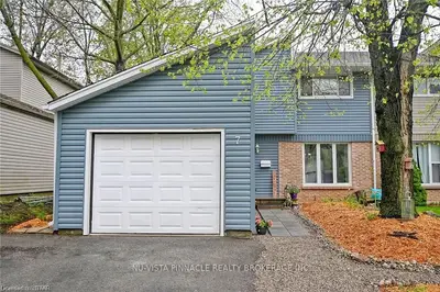 7 Ranchwood Crescent, London North, On N6g 3a1