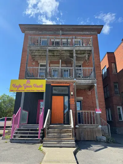 475 Somerset Street W 2, Ottawa Centre, On K1r 5j7
