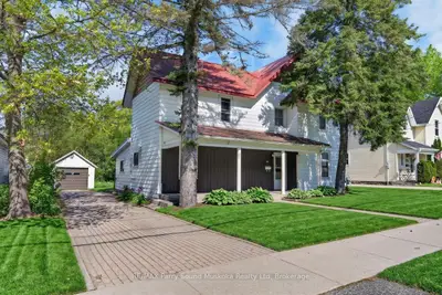 124 Gibson Street, Parry Sound, On P2a 1x7
