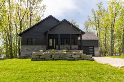 35 Young Street, Kawartha Lakes, On L0k 1w0