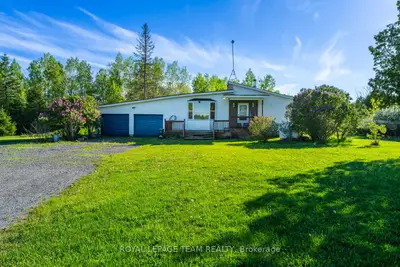 663 Beavertail Road, Carp - Huntley Ward, On K0a 1l0
