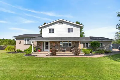 696 Josephine Street N, North Huron, On N0g 2w0