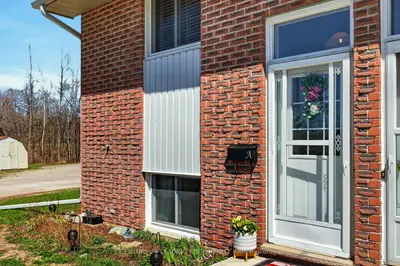 107 Rita Crescent A, Kawartha Lakes, On K0l 2w0
