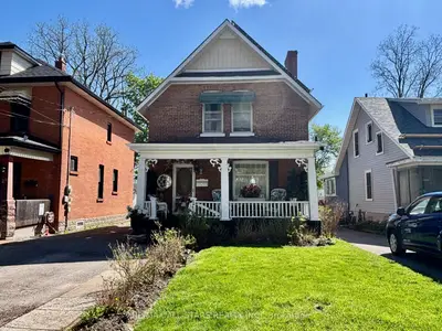 28 Simcoe Street, Kawartha Lakes, On K9v 2g4