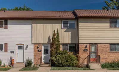 316 Forsyth Street 11, Gananoque, On K7g 2y1