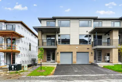 3061 Showcase Crescent, Blossom Park - Airport And Area, On K4m 0s1