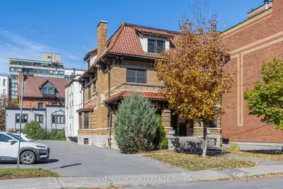 307 Gilmour Street, Ottawa Centre, On K2p 0p7