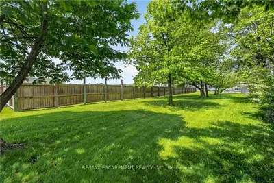 2883 South Grimsby Rd 10, Grimsby, On, L0r 2a0
