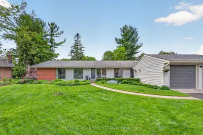 35 Riopelle Court, Kanata, On K2k 1j2