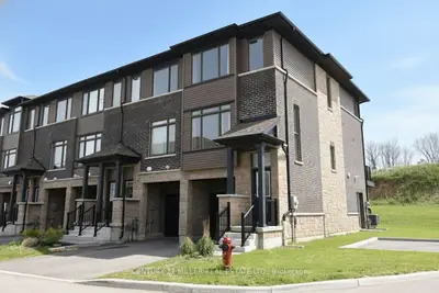 120 Court Drive 62, Brant, On N3l 0n2