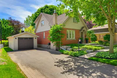 304 Parkside Drive, Hamilton, On L0r 2h0