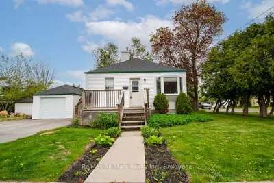 32 Adelaide Street S, Kawartha Lakes, On K9v 3j7