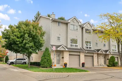 1990 Wavell Street 67, London East, On N5v 4n5