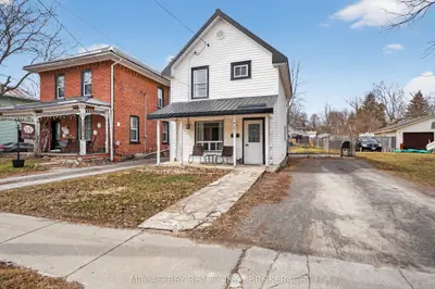 427 Thomas Street, Deseronto, On K0k 1x0