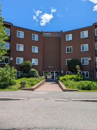 2044 Arrowsmith Drive 202a, Beacon Hill North - South And Area, On K1j 7v8
