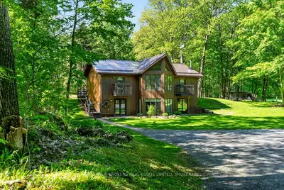 129 Cross Road, Rideau Lakes, On K0g 1e0