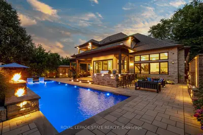 100 Seneca Drive, Hamilton, On L9g 3b8